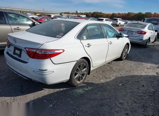 4T1BF1FKXFU035499 2015 2015 Toyota Camry- SE 4