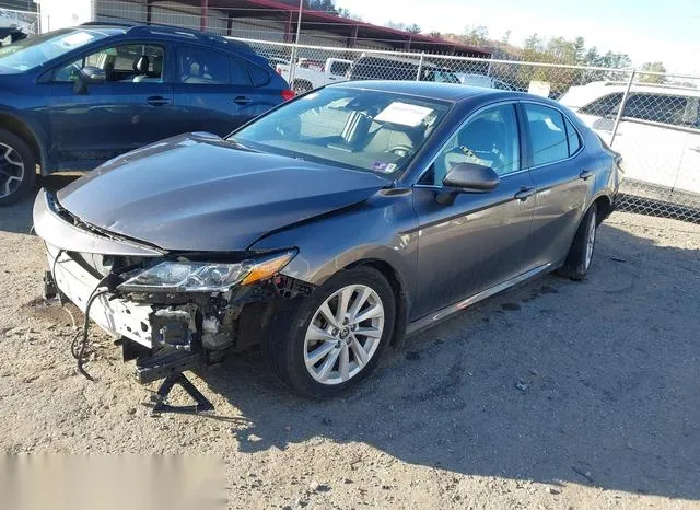 4T1C11BKXNU063858 2022 2022 Toyota Camry- Le Awd 2