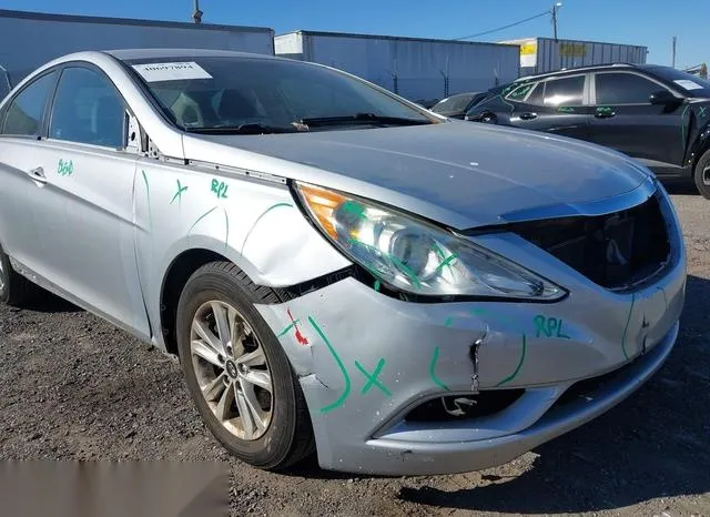 5NPEB4AC0DH647135 2013 2013 Hyundai Sonata- Gls 6