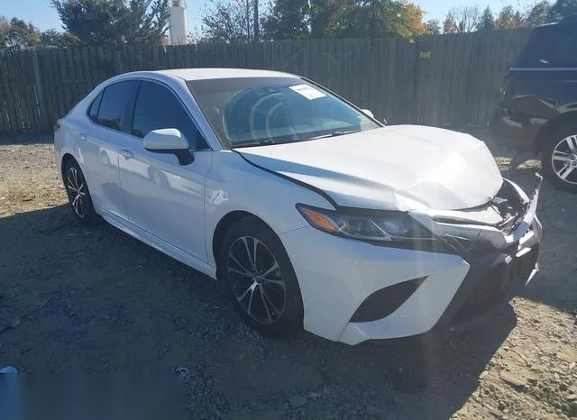 4T1B11HK3JU023781 2018 2018 Toyota Camry- SE 1