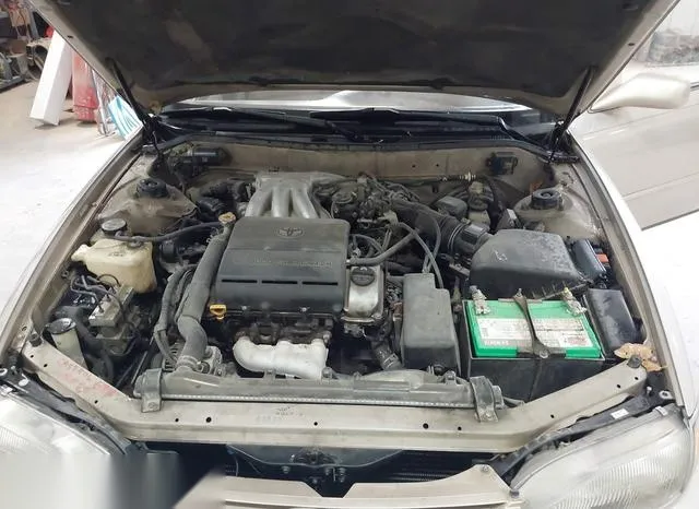 4T1GK12E0SU096730 1995 1995 Toyota Camry- LE 10