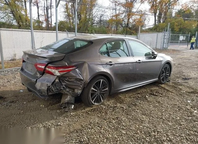 4T1B61HK0JU058506 2018 2018 Toyota Camry- Xse 4