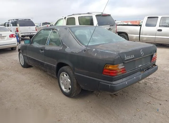 WDBEA51D9LB134899 1990 1990 Mercedes-Benz 300- CE 3