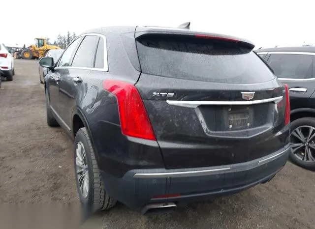 1GYKNCRS3JZ233247 2018 2018 Cadillac XT5- Luxury 3