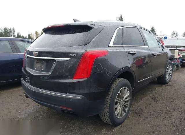 1GYKNCRS3JZ233247 2018 2018 Cadillac XT5- Luxury 4