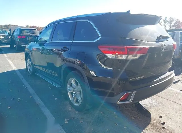 5TDDZRFH5KS725148 2019 2019 Toyota Highlander- Limited 3