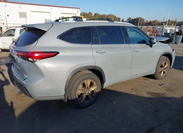 5TDAARAH7NS514734 2022 2022 Toyota Highlander- Hybrid Xle B 4