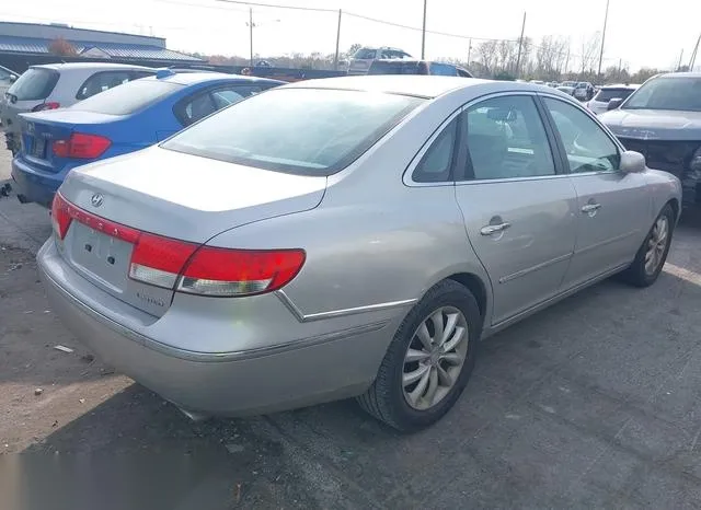 KMHFC46F26A043418 2006 2006 Hyundai Azera- Limited/Se 4