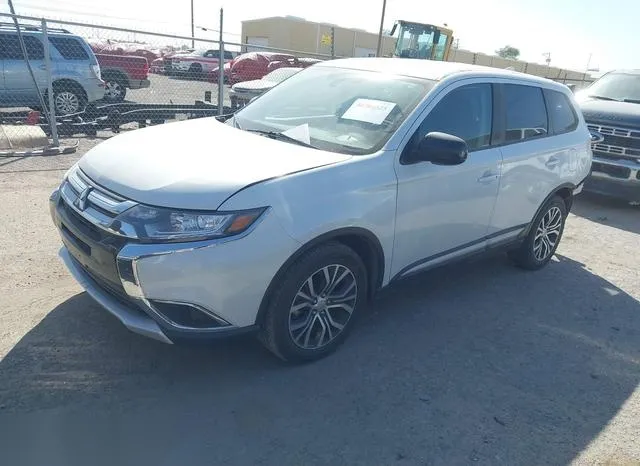 JA4AD2A39JZ063750 2018 2018 Mitsubishi Outlander- ES 2