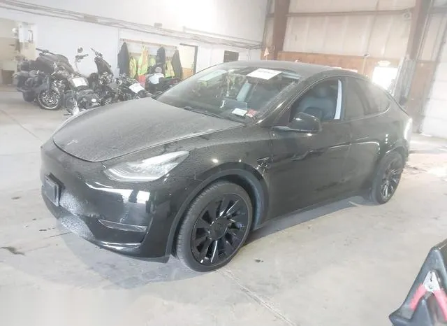 5YJYGAEE2MF239503 2021 2021 Tesla Model Y- Long Range Dual 2