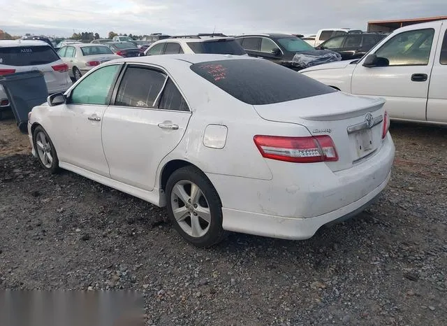 4T1BF3EK6BU677838 2011 2011 Toyota Camry- SE 3