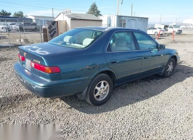 4T1BG22KXVU175141 1997 1997 Toyota Camry- Xle 4