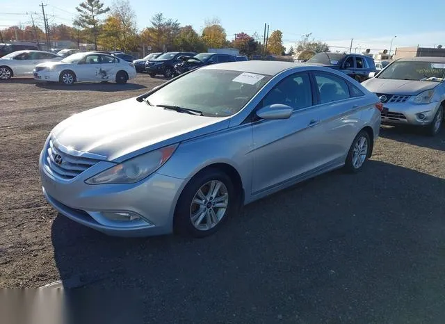 5NPEB4AC1DH773262 2013 2013 Hyundai Sonata- Gls 2