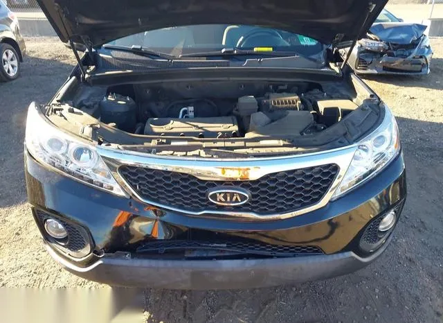 5XYKT3A1XBG146282 2011 2011 KIA Sorento- LX 10