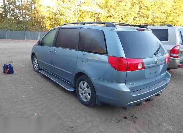 5TDZK23CX7S097024 2007 2007 Toyota Sienna- LE 3