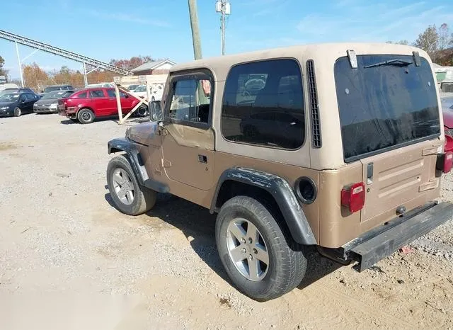 1J4FA29P8YP731324 2000 2000 Jeep Wrangler- SE 3