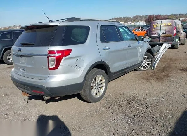 1FMHK8D80BGA89702 2011 2011 Ford Explorer- Xlt 4