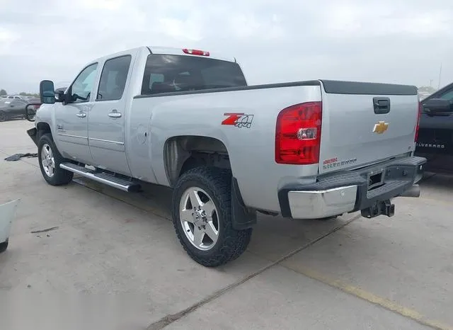 1GC1KXC8XDF176856 2013 2013 Chevrolet Silverado 2500- HD LT 3