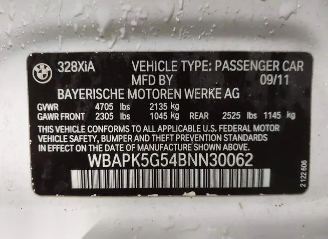 WBAPK5G54BNN30062 2011 2011 BMW 3 Series- 328I Xdrive 9