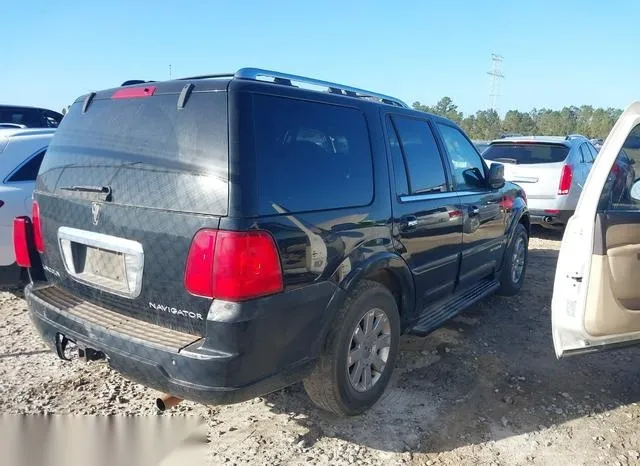 5LMFU27R83LJ20901 2003 2003 Lincoln Navigator 4