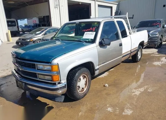 2GCEC19M0W1253650 1998 1998 Chevrolet C1500- Fleetside 2