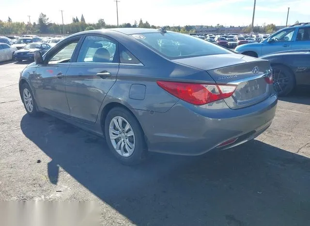 5NPEB4AC2CH469923 2012 2012 Hyundai Sonata- Gls 3