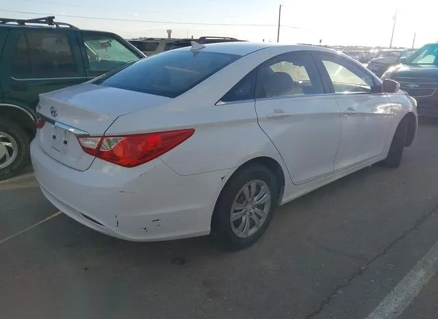 5NPEB4AC9BH157189 2011 2011 Hyundai Sonata- Gls 4