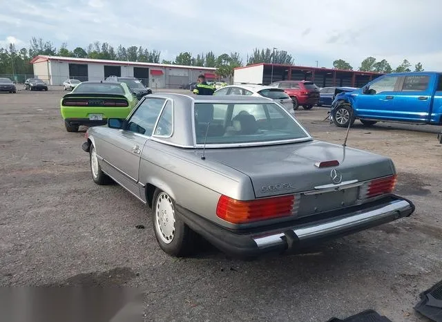 WDBBA48D5JA083746 1988 1988 Mercedes-Benz 560- SL 3