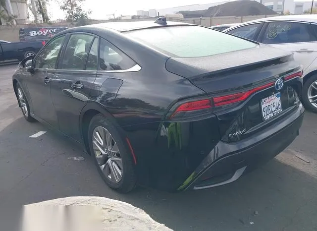 JTDAAAAA6NA006983 2022 2022 Toyota Mirai- Xle 3