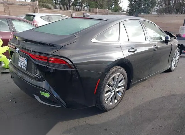 JTDAAAAA6NA006983 2022 2022 Toyota Mirai- Xle 4