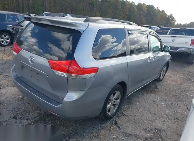 5TDYK3DCXBS035065 2011 2011 Toyota Sienna- Xle/Limited 4