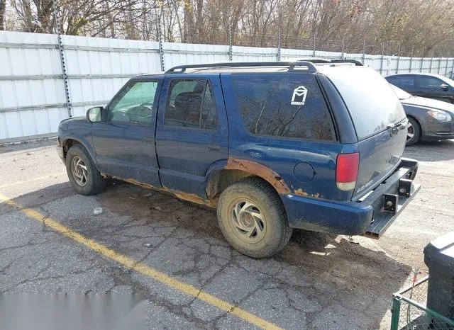 1GNDT13W812142513 2001 2001 Chevrolet Blazer- LT 3