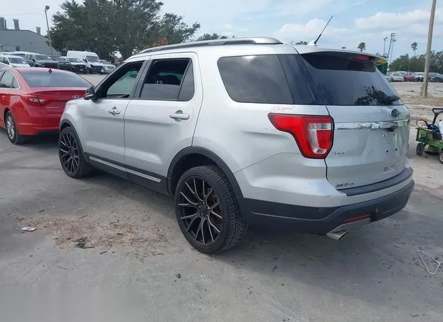 1FM5K7D8XKGA46028 2019 2019 Ford Explorer- Xlt 3