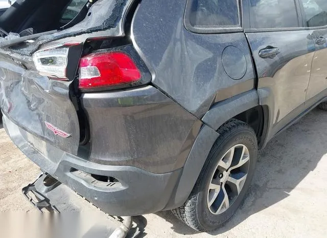 1C4PJMBX6JD525765 2018 2018 Jeep Cherokee- Trailhawk 4X4 6