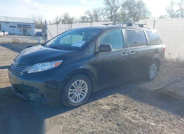 5TDYK3DC0GS713524 2016 2016 Toyota Sienna- Xle 8 Passenger 2