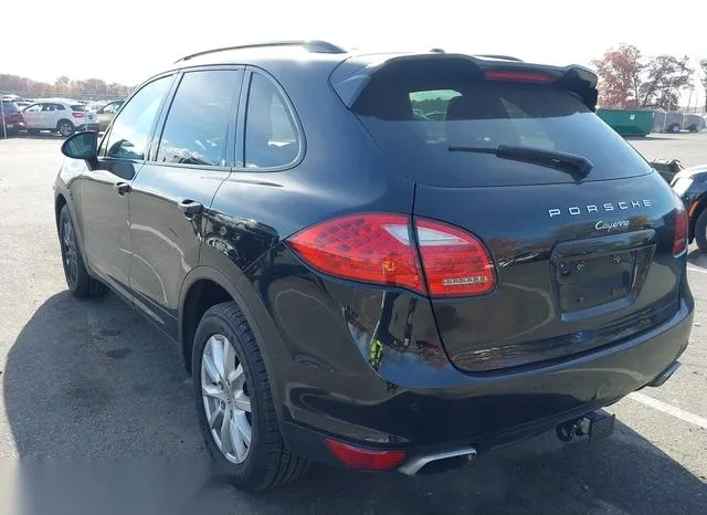 WP1AA2A27CLA08076 2012 2012 Porsche Cayenne 3