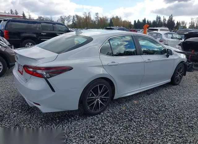 4T1G31AKXRU061630 2024 2024 Toyota Camry- Hybrid SE 4