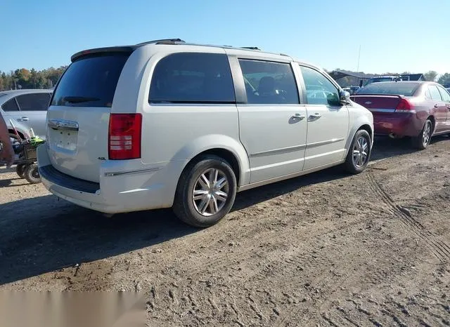 2A8HR64X68R646396 2008 2008 Chrysler Town and Country- Limited 4