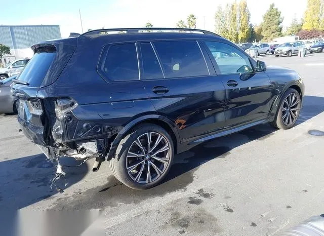 5UXCX6C06M9H39335 2021 2021 BMW X7- M50I 4