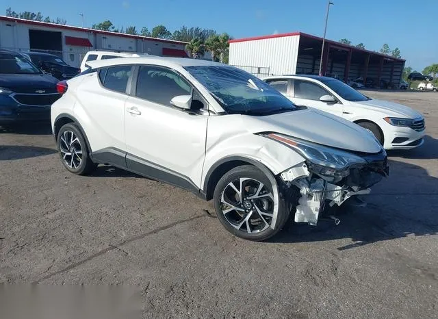 NMTKHMBX5MR123975 2021 2021 Toyota C-HR- Xle 1