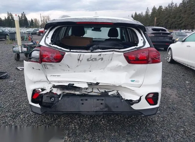 KNDCB3LC2N5542807 2022 2022 KIA Niro- Lxs 6