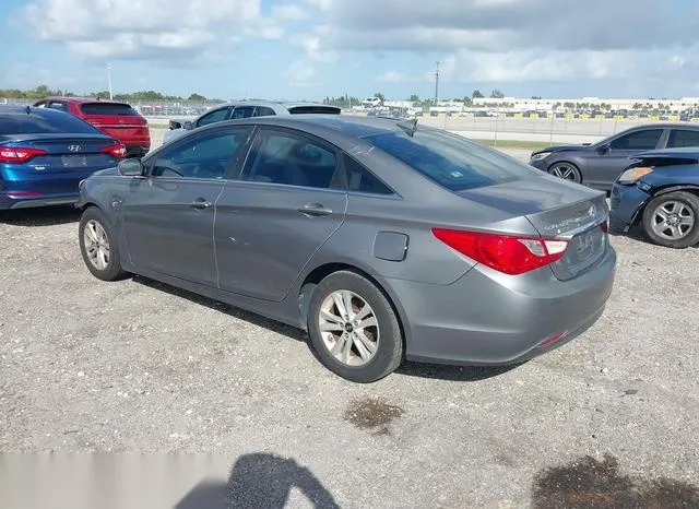 5NPEB4ACXBH075245 2011 2011 Hyundai Sonata- Gls 3