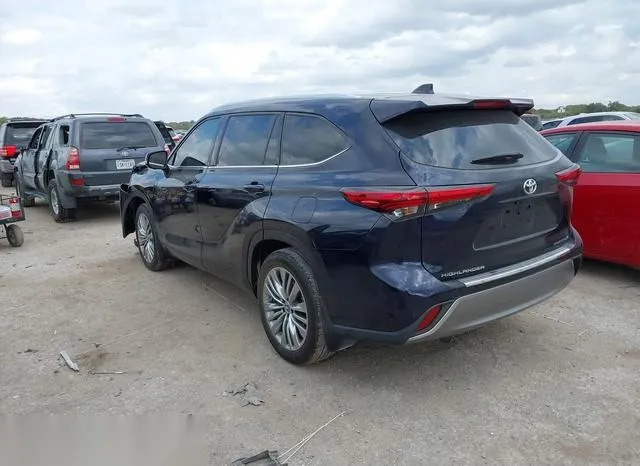 5TDKDRAHXPS507792 2023 2023 Toyota Highlander- Platinum 3