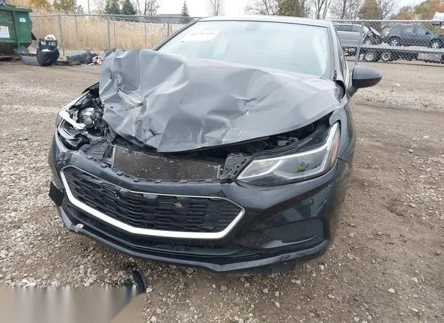 1G1BE5SM4J7180592 2018 2018 Chevrolet Cruze- Lt Auto 6