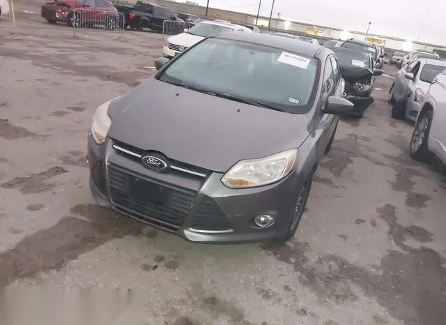 1FAHP3F2XCL381809 2012 2012 Ford Focus- SE 2