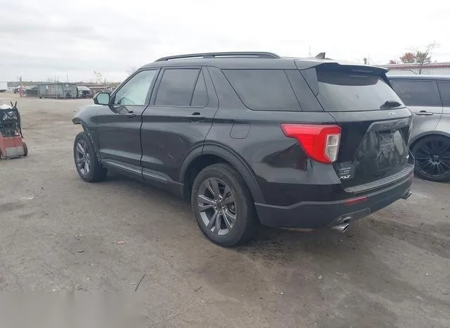 1FMSK8DHXNGC43990 2022 2022 Ford Explorer- Xlt 3