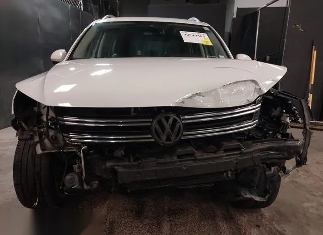 WVGBV7AX4GW614731 2016 2016 Volkswagen Tiguan- Sel 6