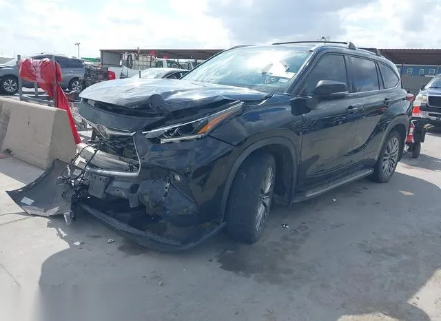 5TDFZRAHXMS084646 2021 2021 Toyota Highlander- Platinum 2