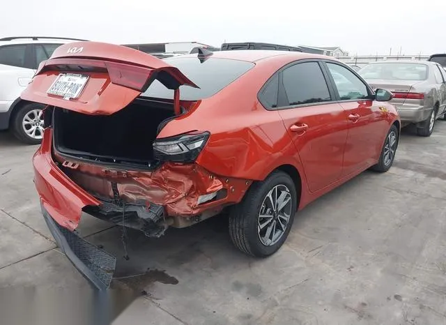 3KPF24AD5PE569585 2023 2023 KIA Forte- Lxs 4