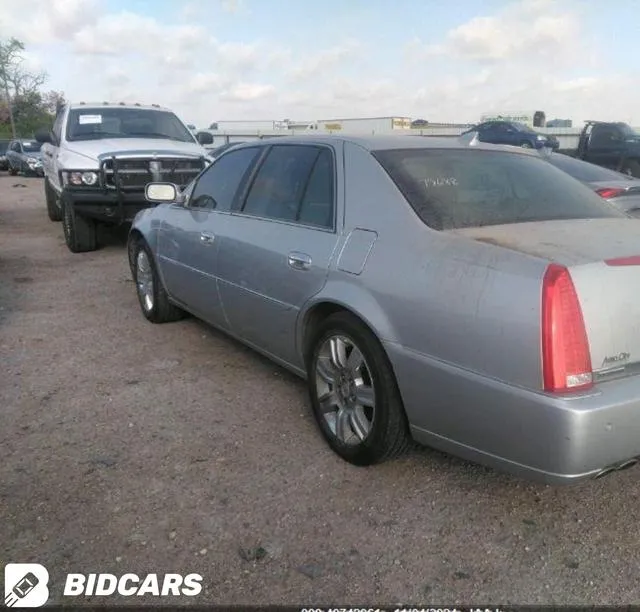 1G6KP5ES9BU148769 2011 2011 Cadillac DTS- Platinum Collection 3